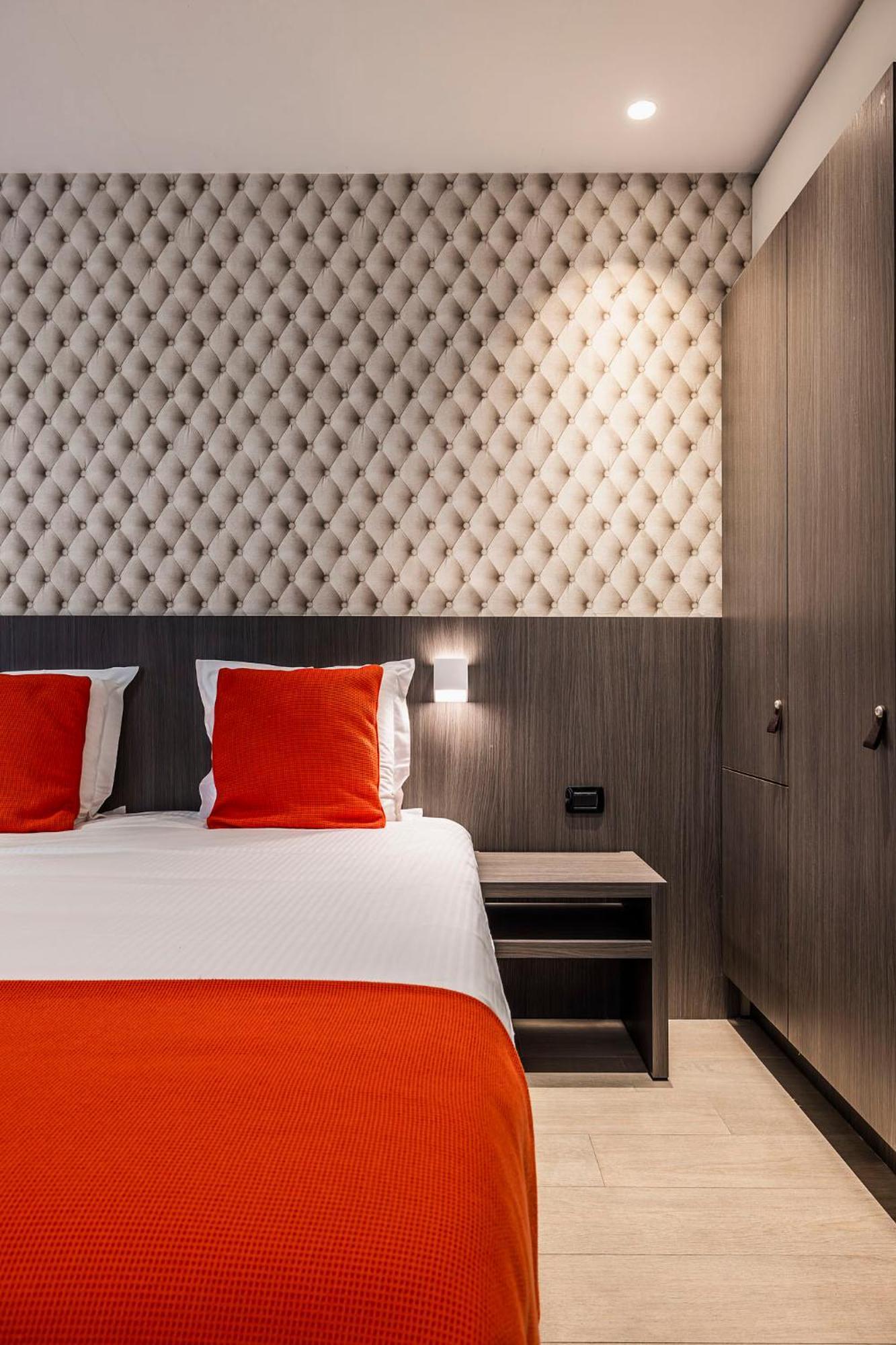קורטרייק Square Hotel מראה חיצוני תמונה