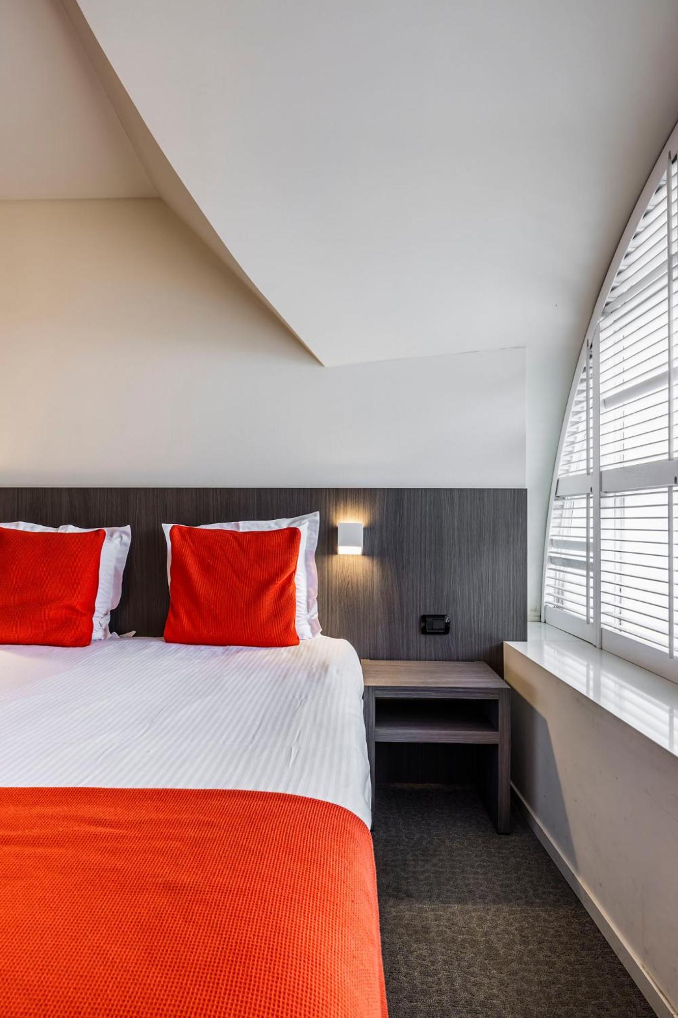 קורטרייק Square Hotel מראה חיצוני תמונה
