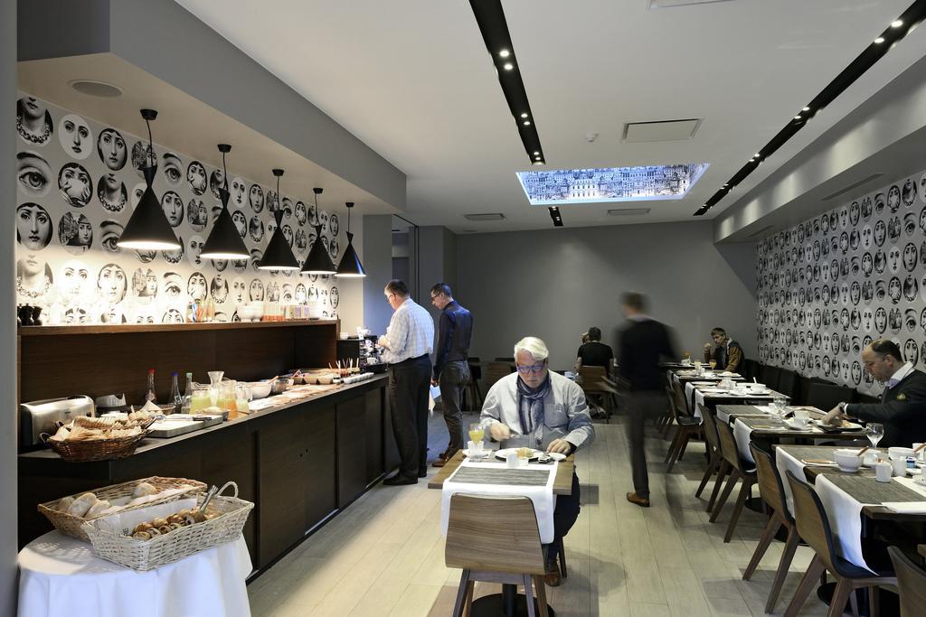 קורטרייק Square Hotel מראה חיצוני תמונה