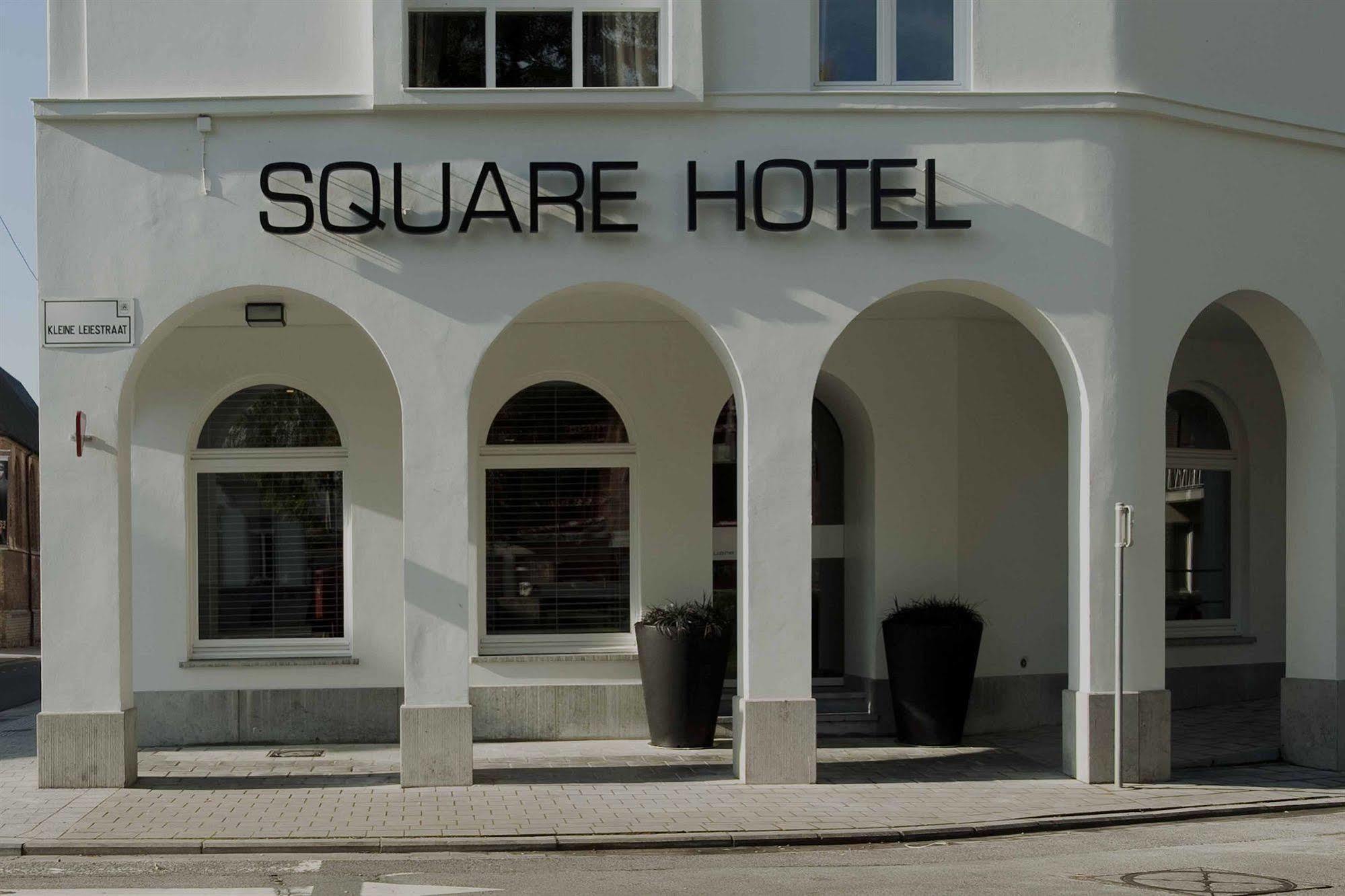 קורטרייק Square Hotel מראה חיצוני תמונה